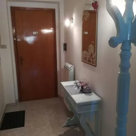 Vacanze Apartment *